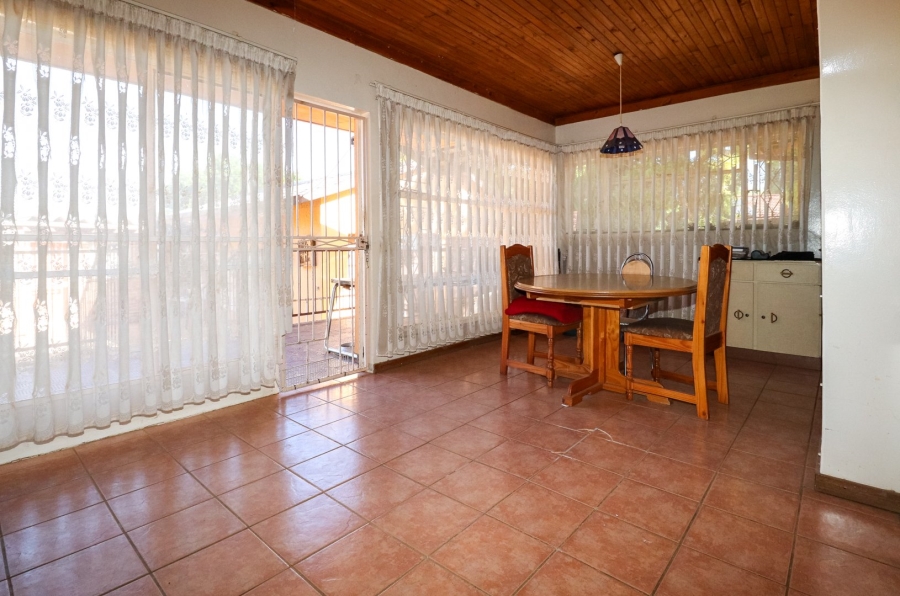 4 Bedroom Property for Sale in Flimieda North West